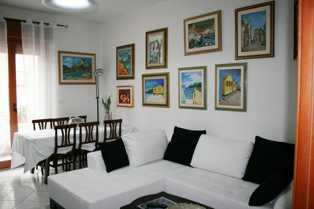 Camere Centro Кальяри Экстерьер фото