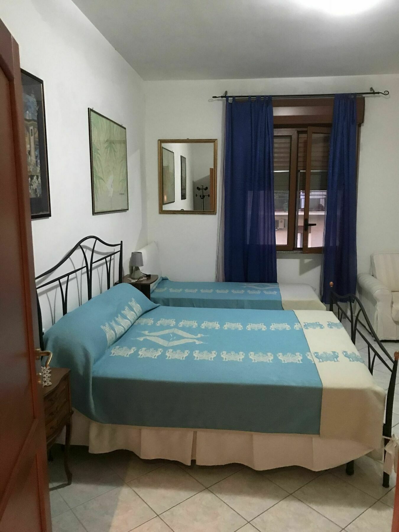Camere Centro Кальяри Экстерьер фото